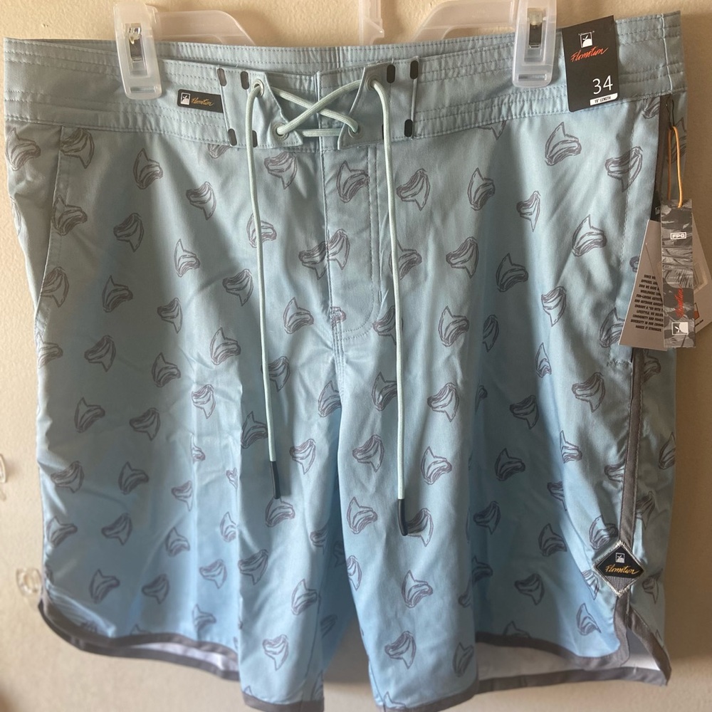 NWT Flomation 19” Nomad Travel Shorts Size 34